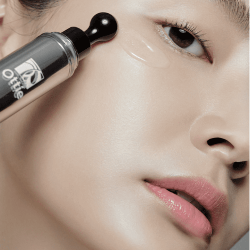 Platinum Aura Roll-Up Eye Cream
