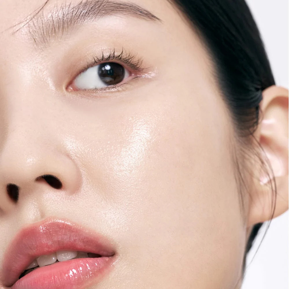 The Vita A Retinol Shot Tightening Serum