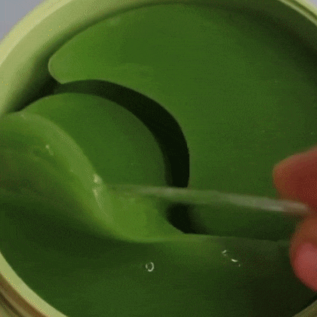 Real Cica Hydrogel Eye Patch – lecoreane